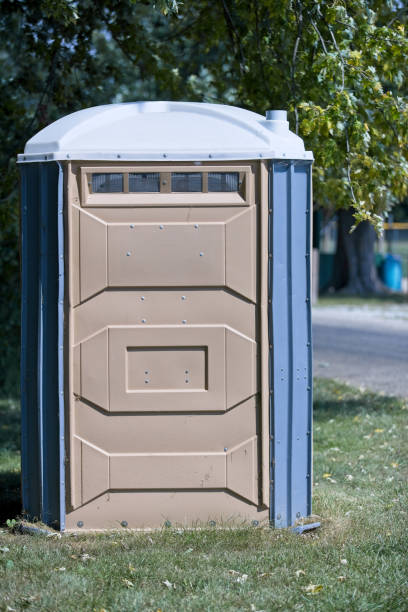 Portable Toilet Options We Offer in Anderson Creek, NC